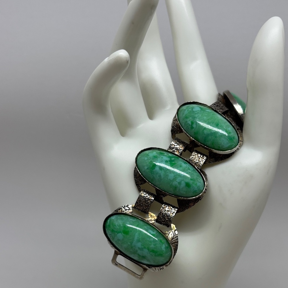 Gorgeous ‘Peking Glass’ Bracelet